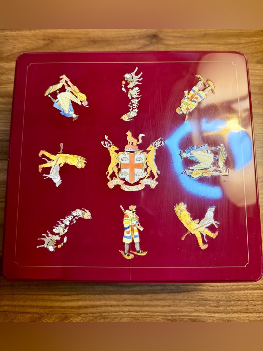 Hudson's Bay Compny GUC decorated metal lidded cookie storage tin.